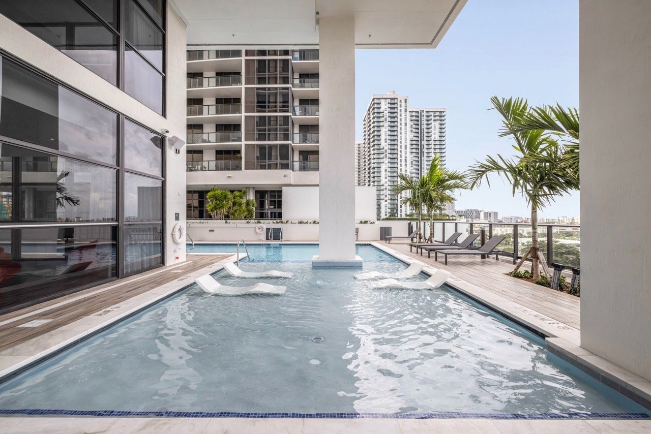 Uni Tower Miami - image 2