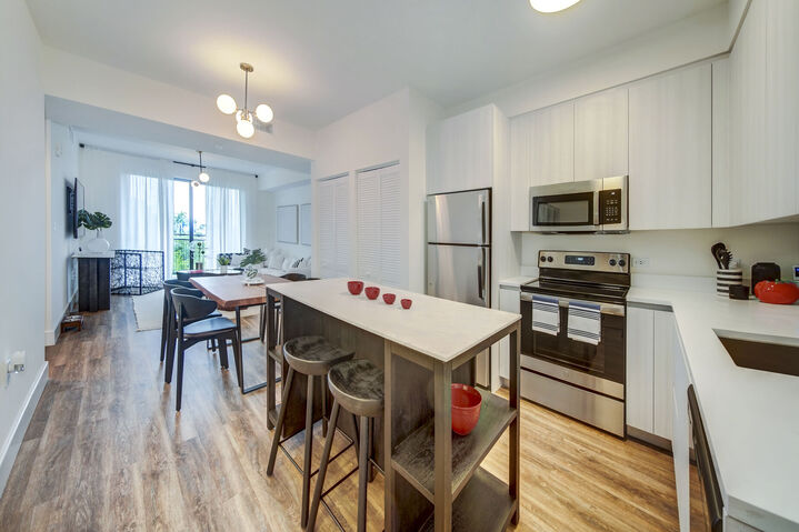 Elevate Dania Beach - image 3