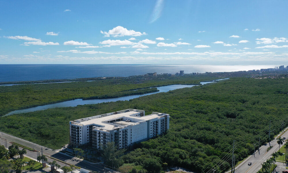 Elevate Dania Beach - image 4