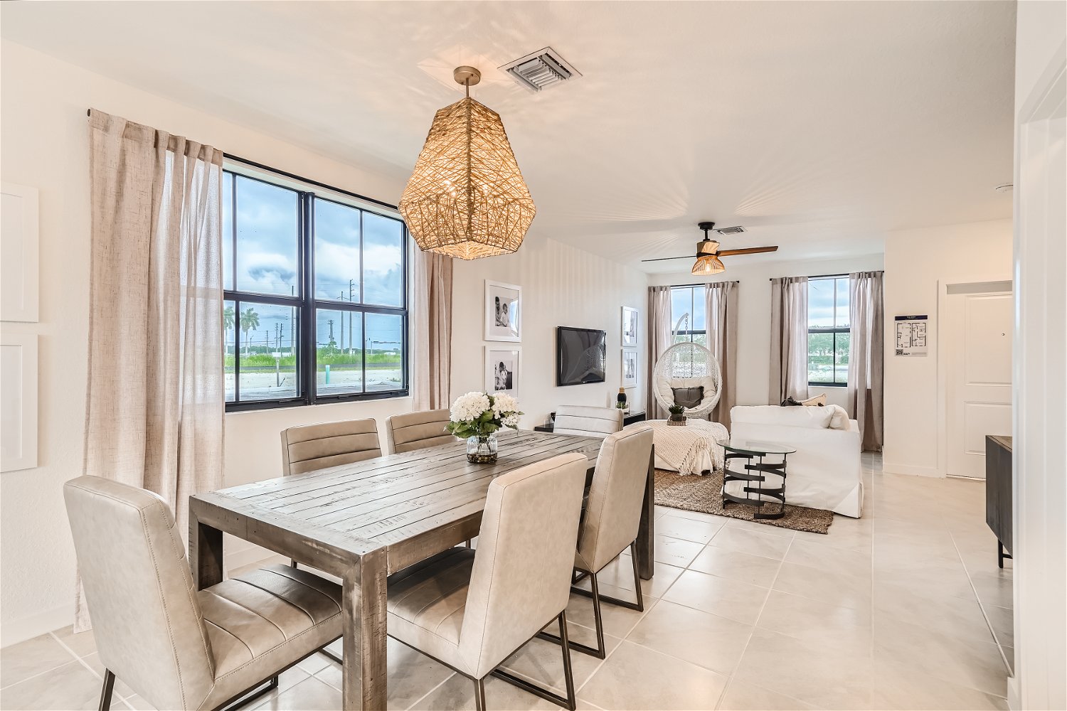 Palm Cay - image 15