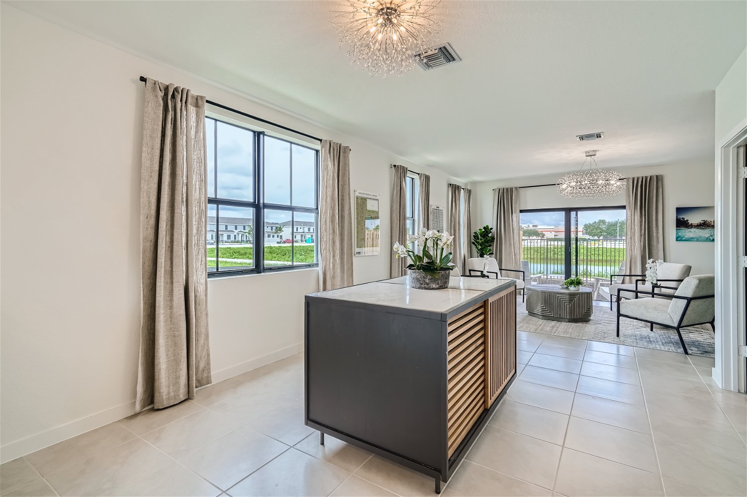 Palm Cay - image 20