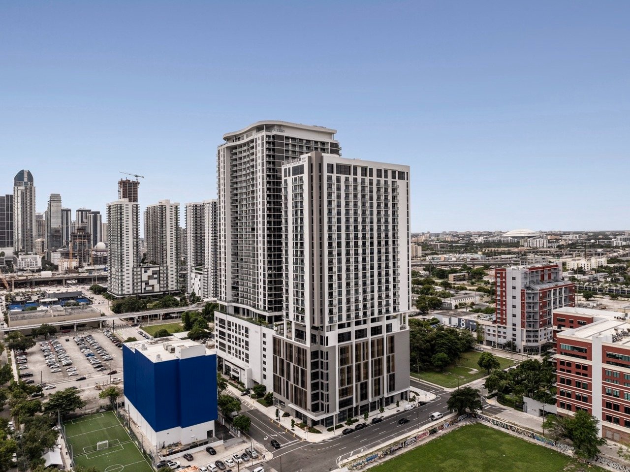 Uni Tower Miami - image 5